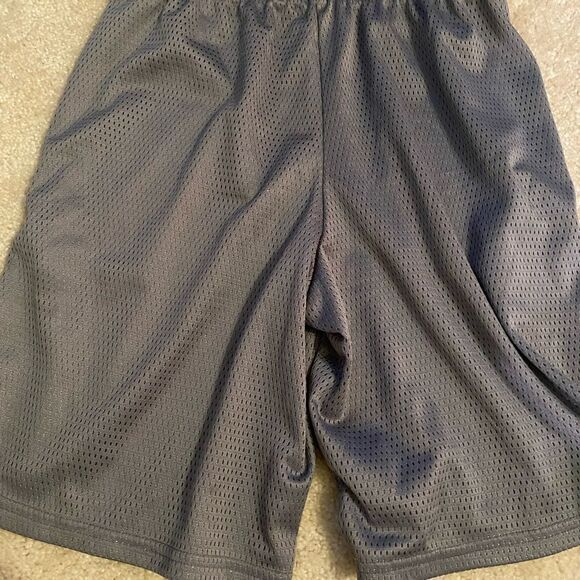 REEBOK ATHLETIC SHORT SIZE M (10-12) BOYS - Picture 5 of 5